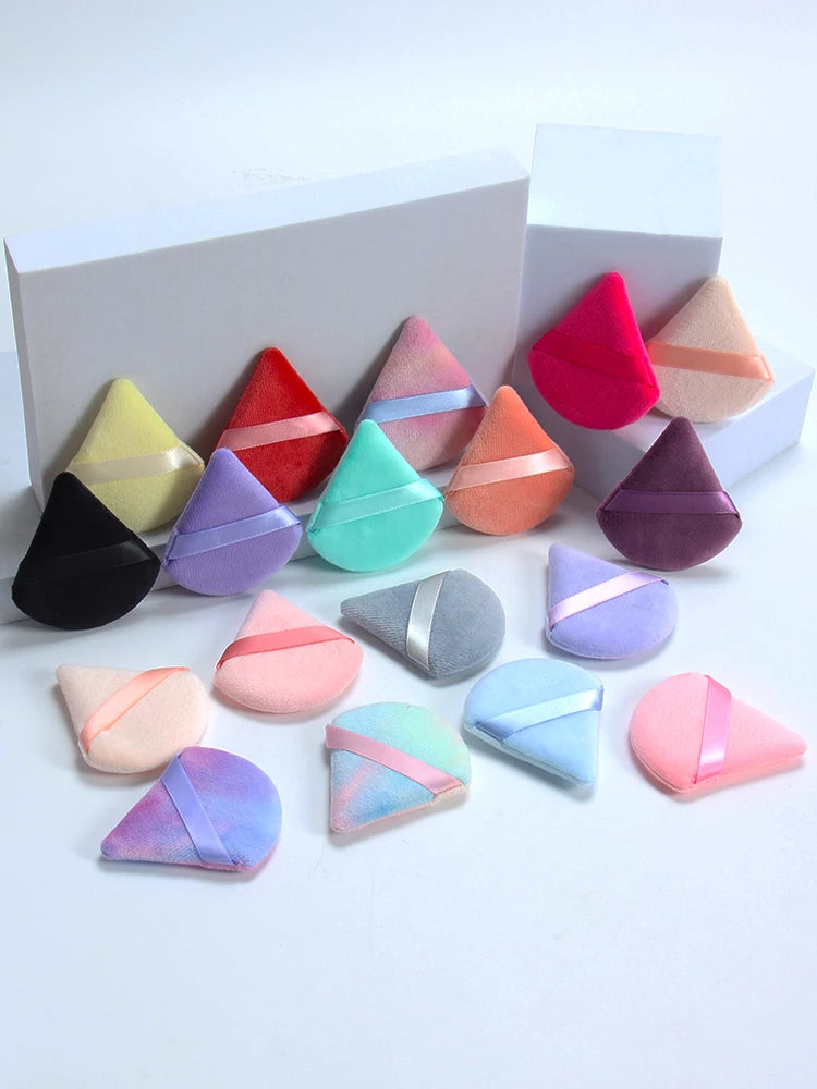 Triangle Velvet Makeup Puffs, 2-Piece Set, 6 cm