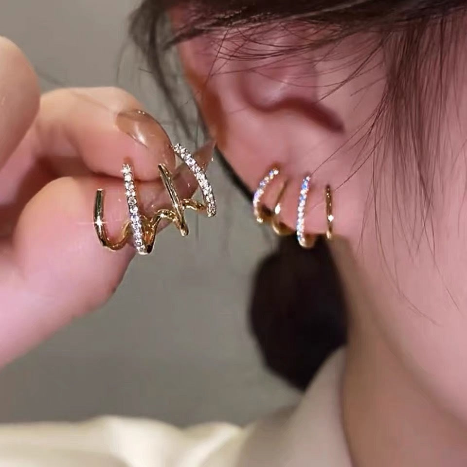 Korean-Style CZ Crystal Claw Earrings