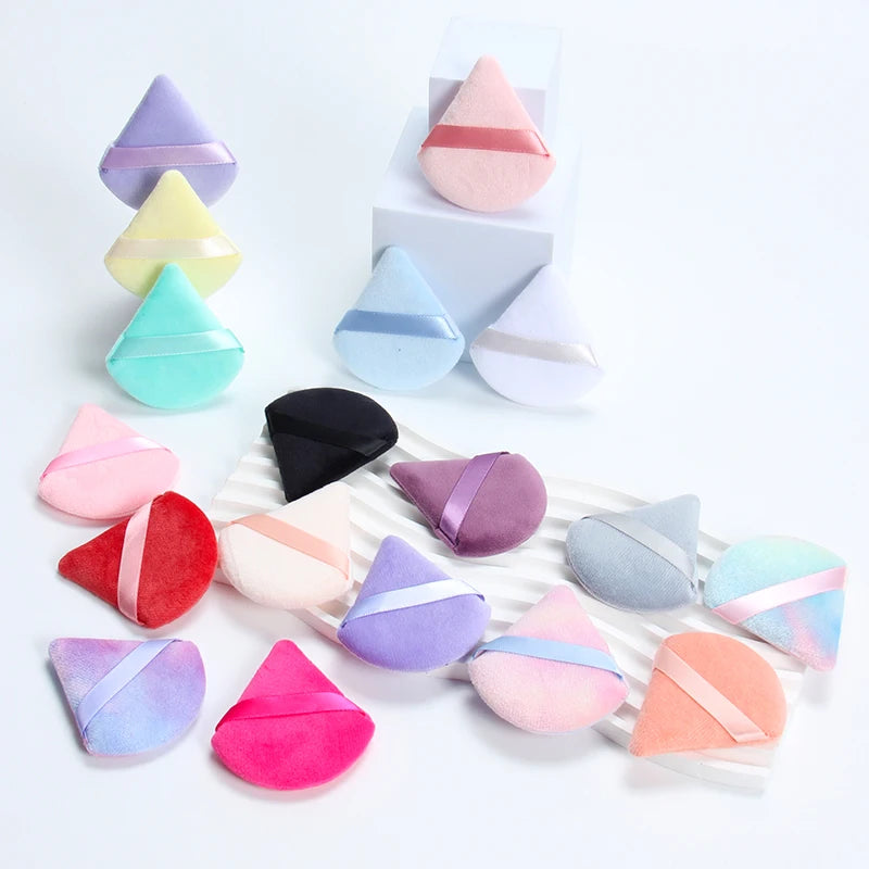 Triangle Velvet Makeup Puffs, 2-Piece Set, 6 cm